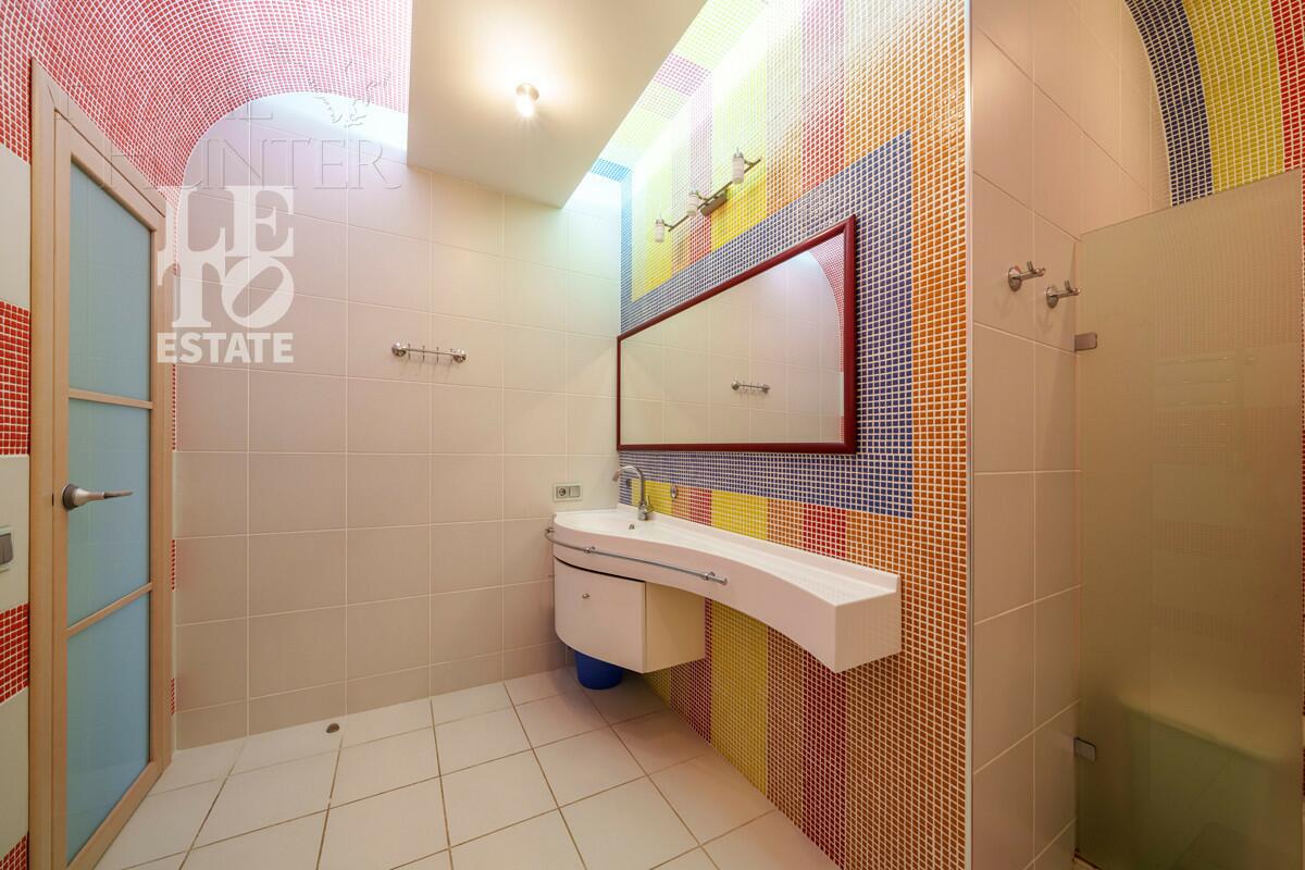 2-этажный коттедж 466 м² с отделкой