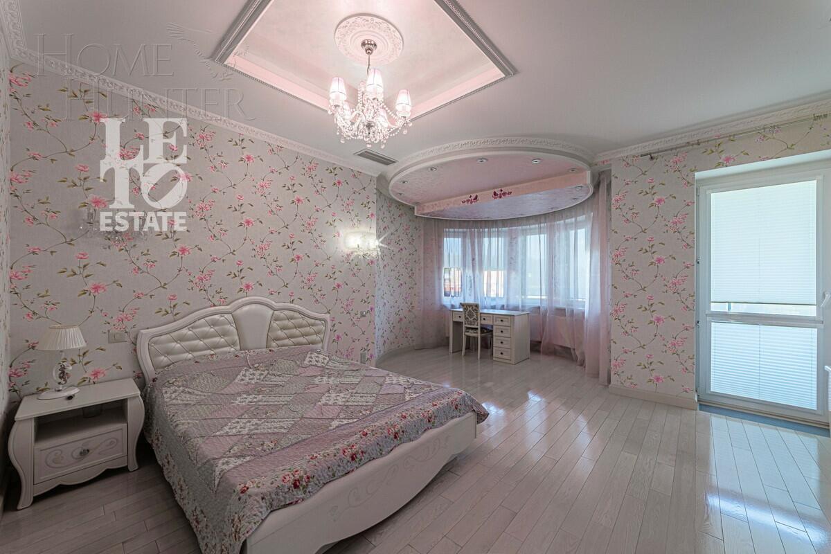 2-этажный коттедж 1 150 м² с отделкой