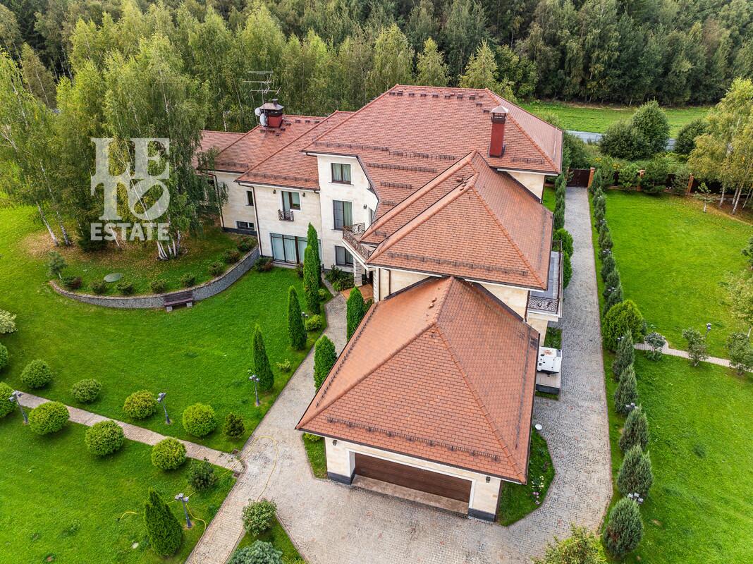 2-этажный коттедж 848 м² без отделки