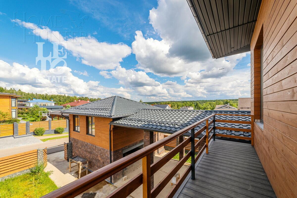 2-этажный коттедж 556.2 м² без отделки