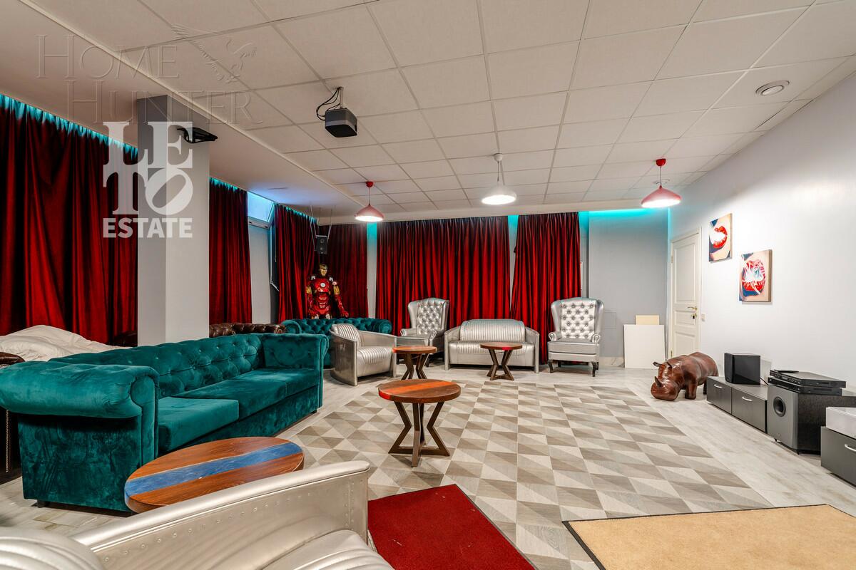 2-этажный коттедж 1 110 м² с отделкой