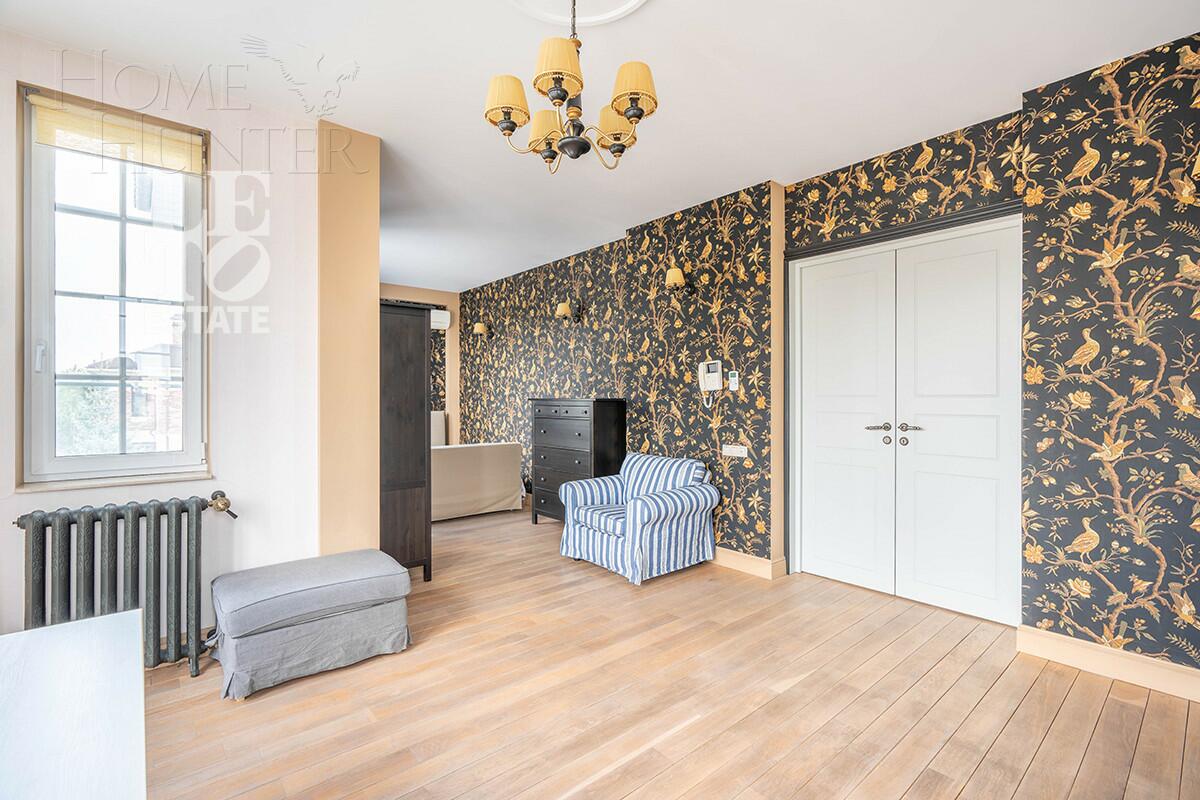 2-этажный коттедж 550 м² с отделкой