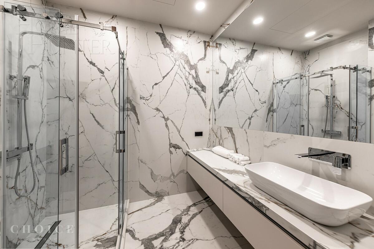 2-этажный коттедж 437.2 м² с отделкой