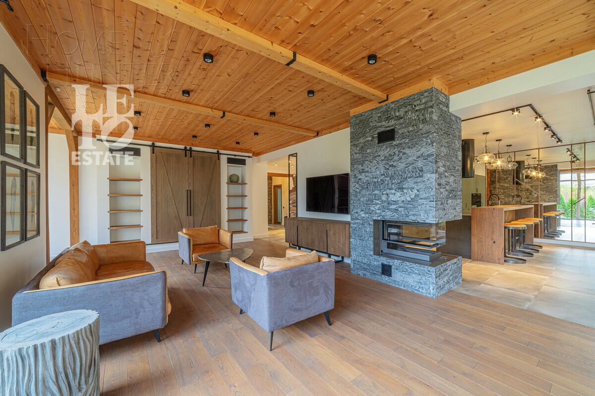 2-этажный коттедж 650 м² с отделкой