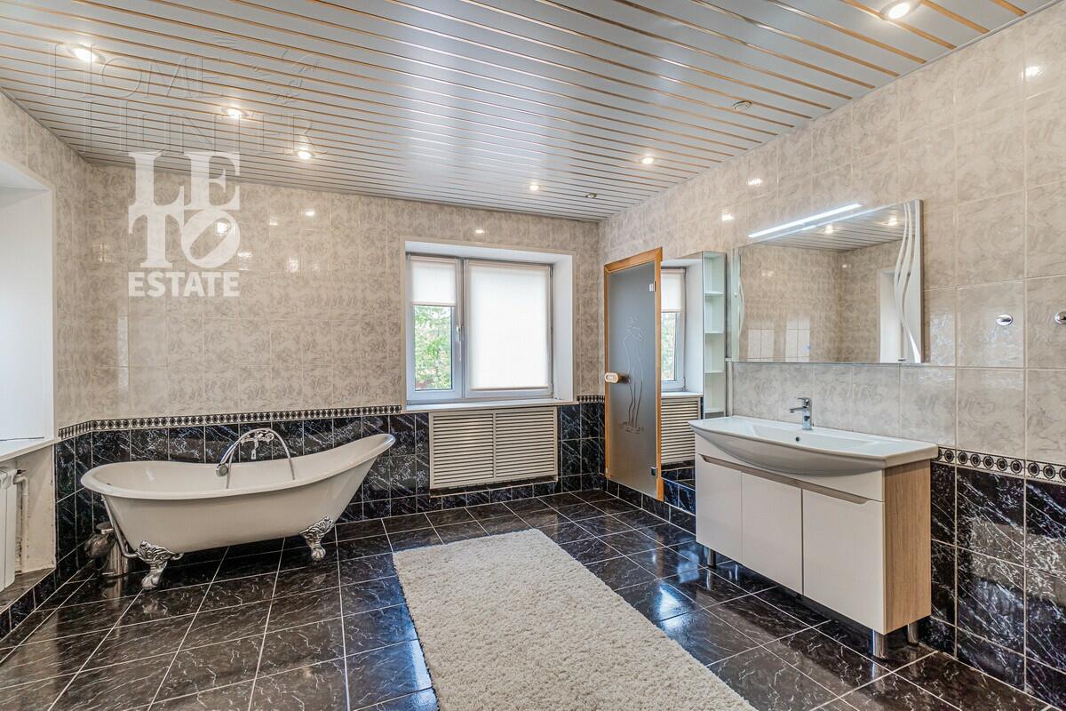 2-этажный коттедж 412.6 м² с отделкой