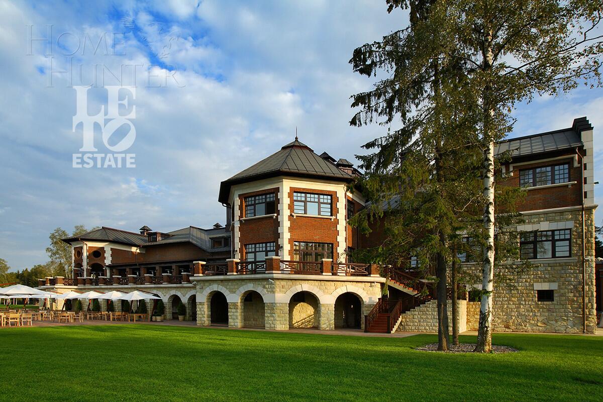 2-этажный коттедж 432.7 м² без отделки