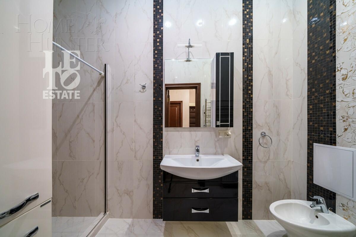 2-этажный коттедж 310.2 м² с отделкой