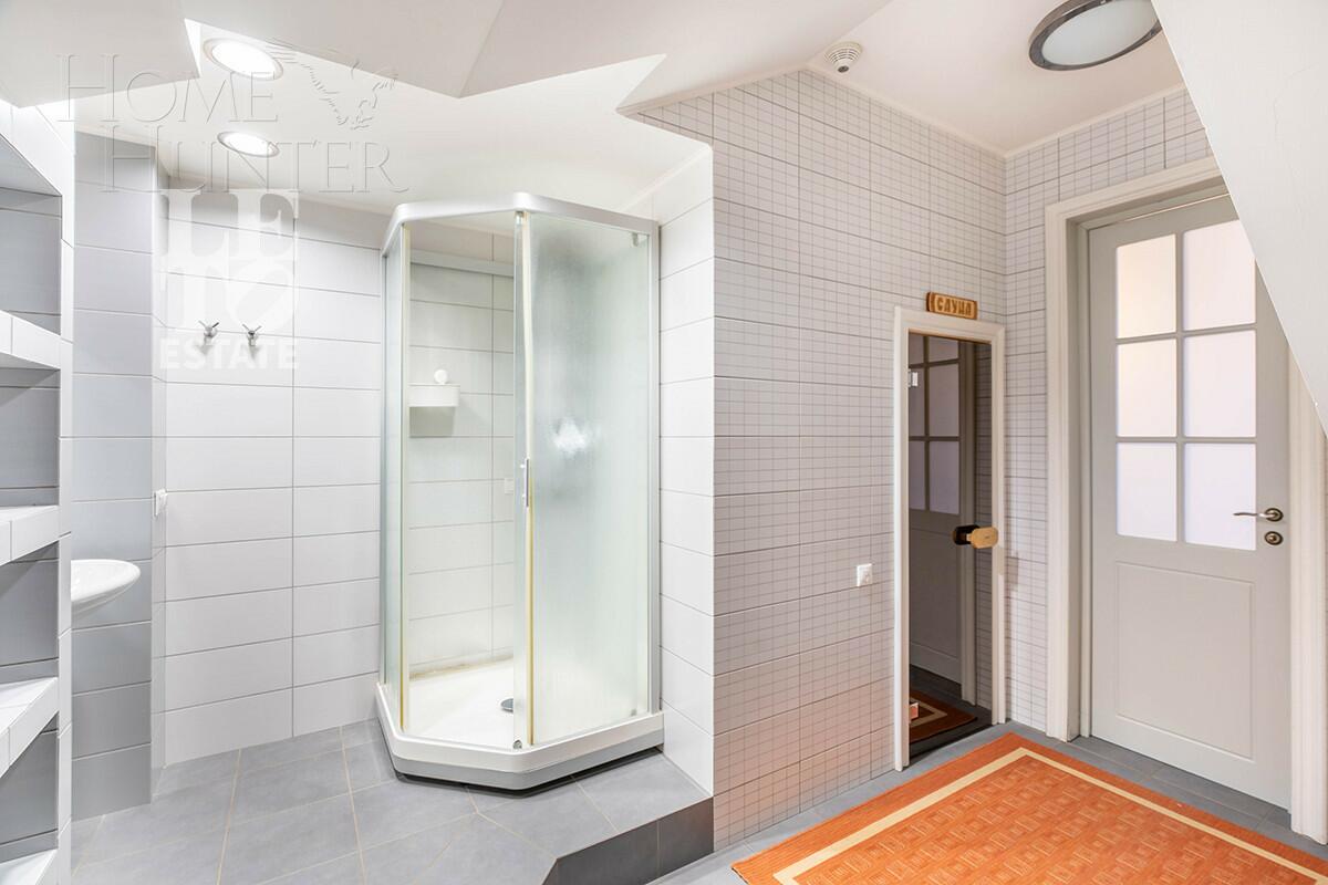 2-этажный коттедж 550 м² с отделкой