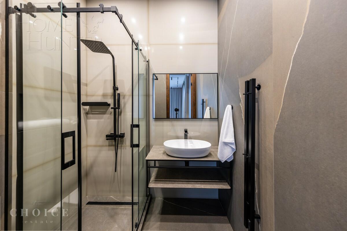 2-этажный коттедж 437.2 м² с отделкой