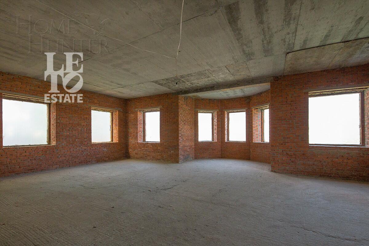 2-этажный коттедж 650 м² без отделки