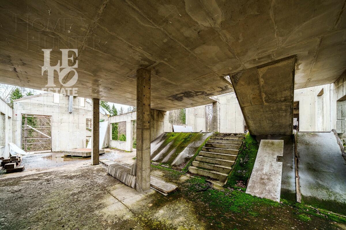 3-этажный коттедж 2 270 м² без отделки