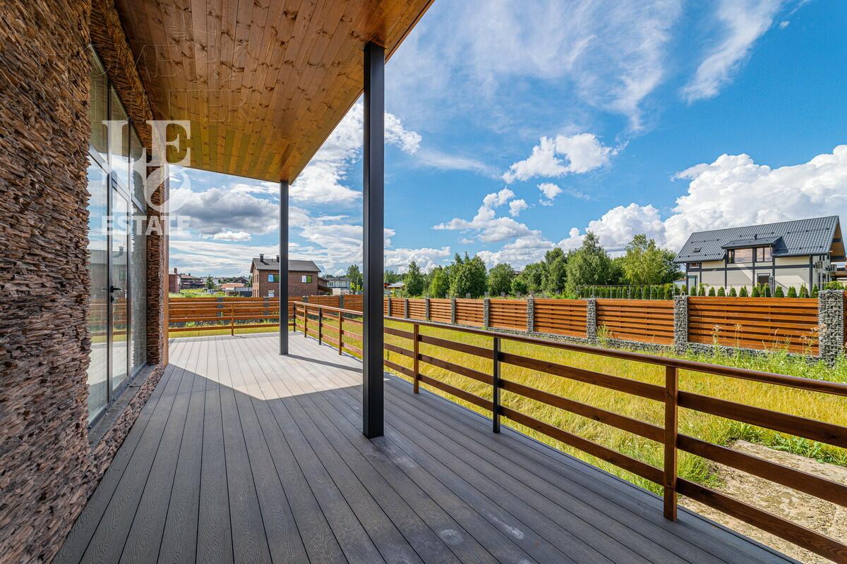 2-этажный коттедж 551.3 м² без отделки