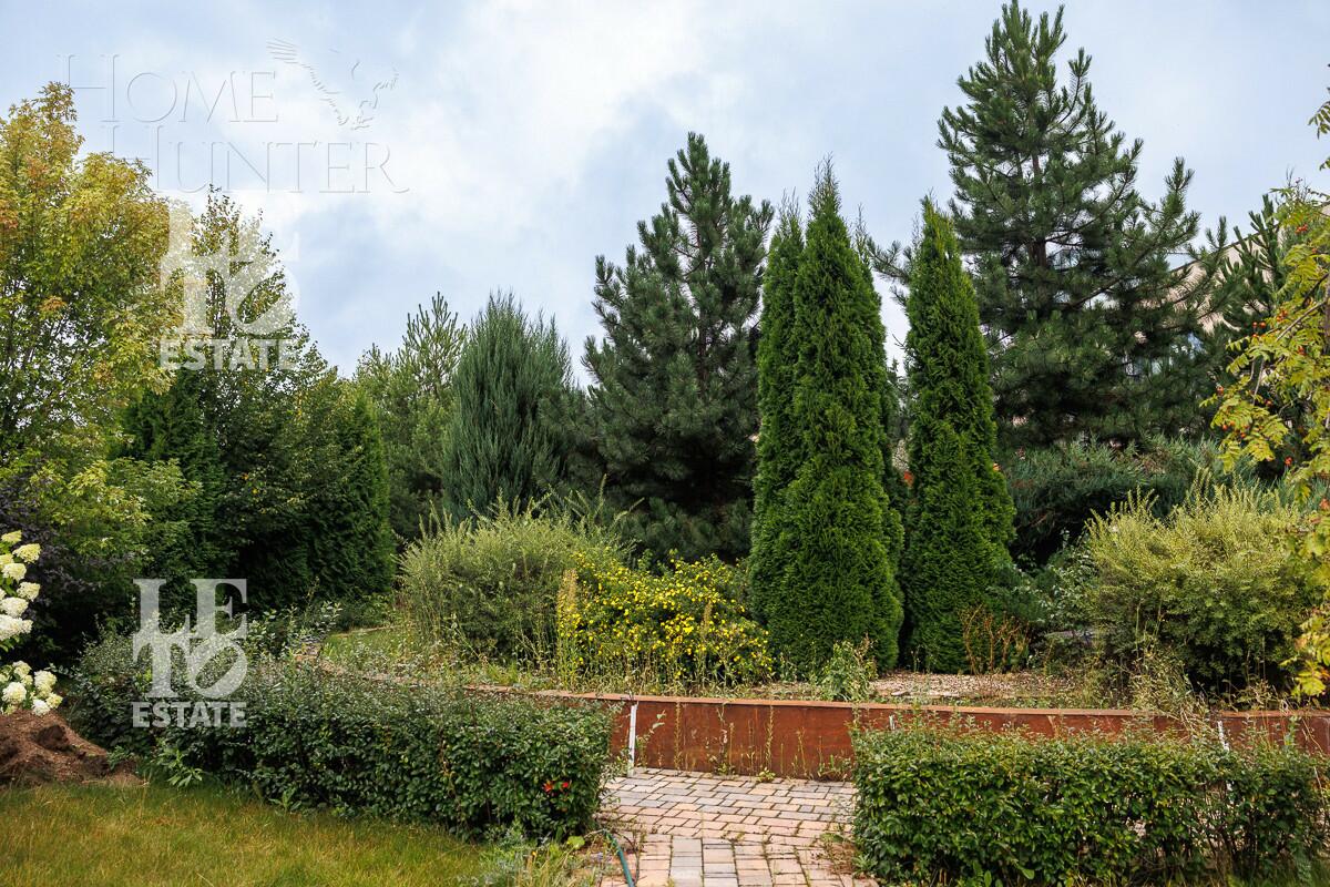 3-этажный коттедж 1 445 м² без отделки