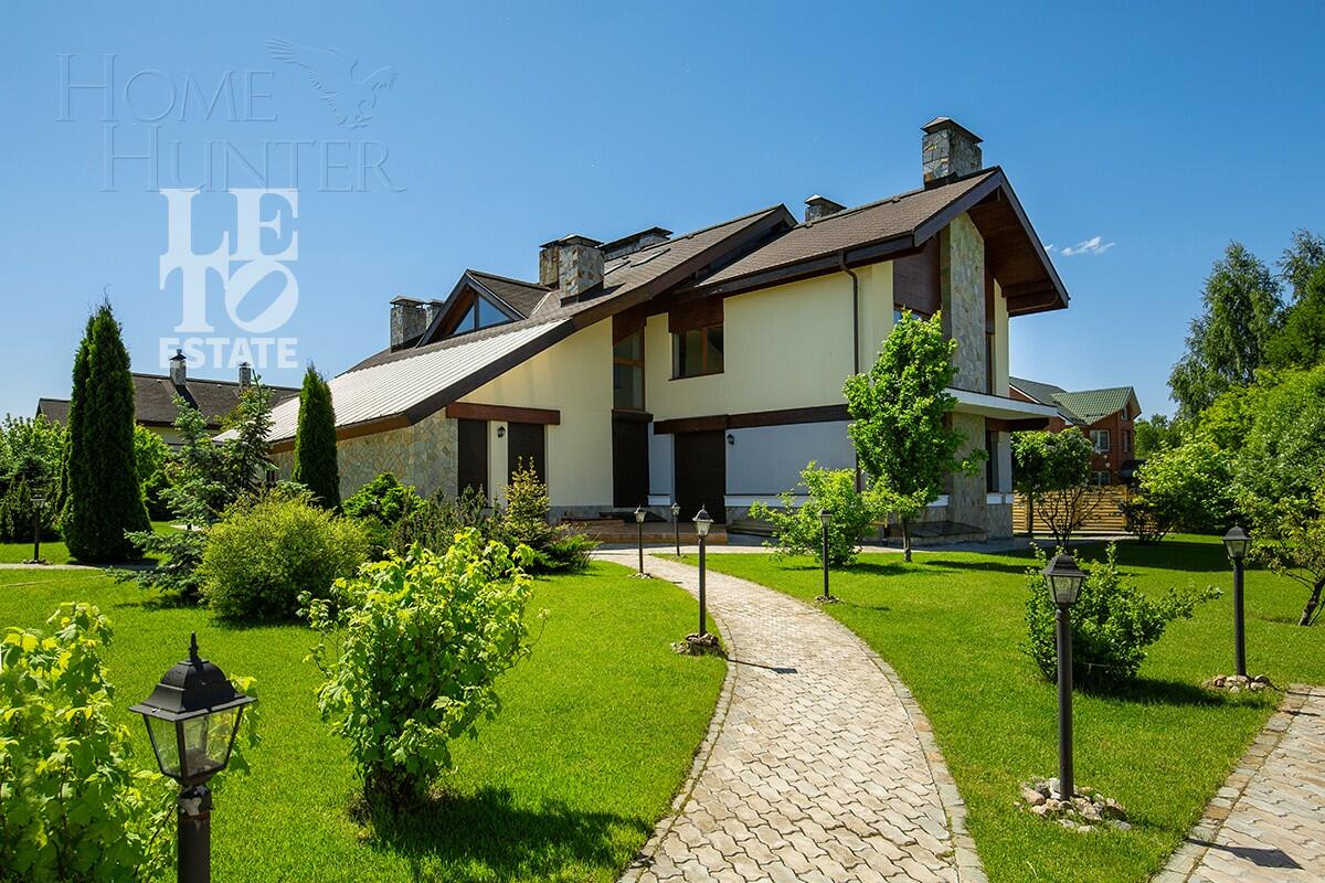 2-этажный коттедж 962.1 м² без отделки