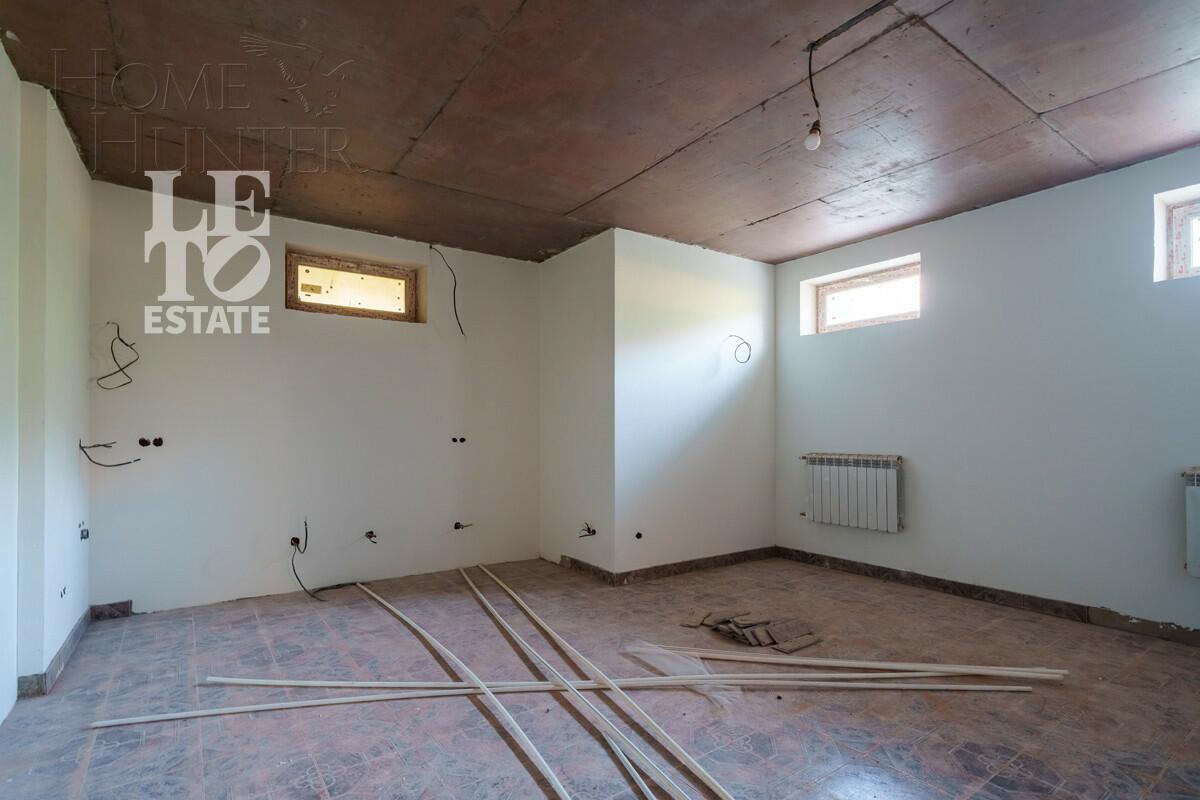 3-этажный коттедж 330 м² с отделкой