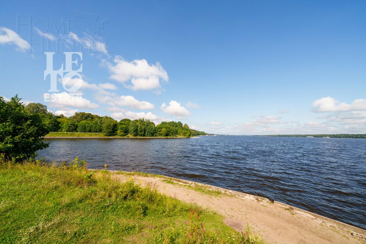 2-этажный коттедж 300 м² без отделки