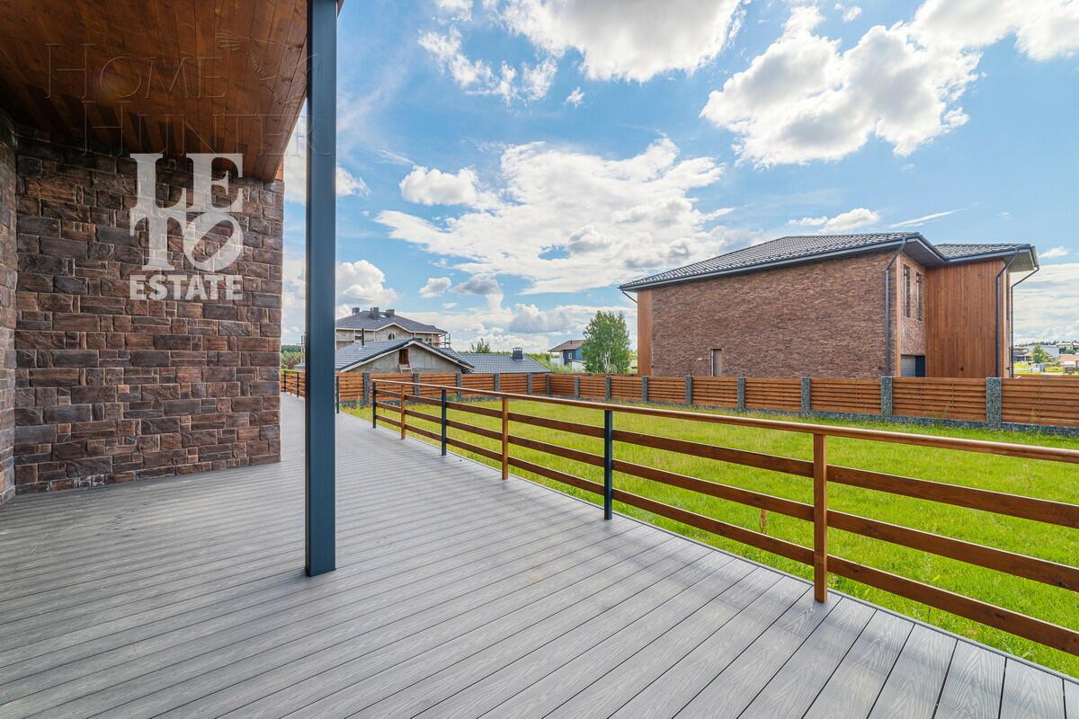 2-этажный коттедж 556.2 м² без отделки