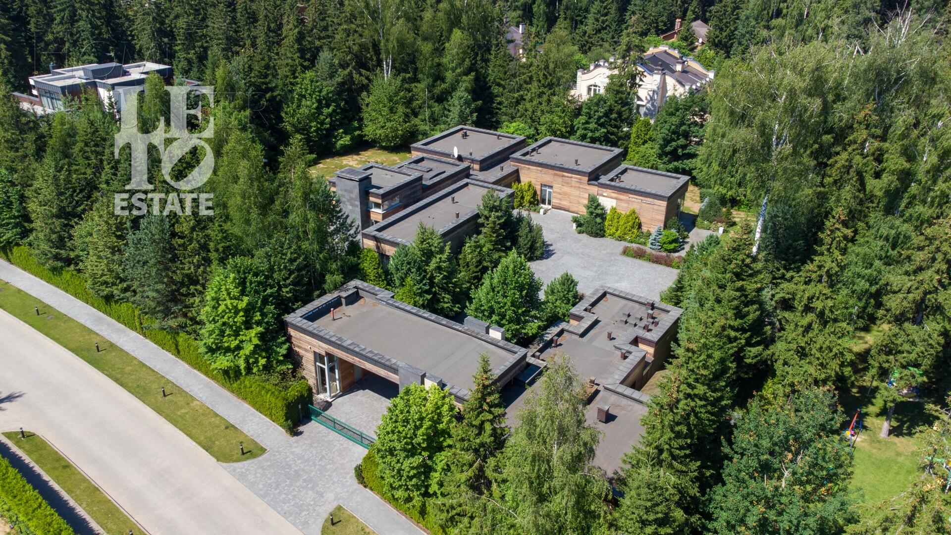 1-этажный коттедж 650 м² с отделкой