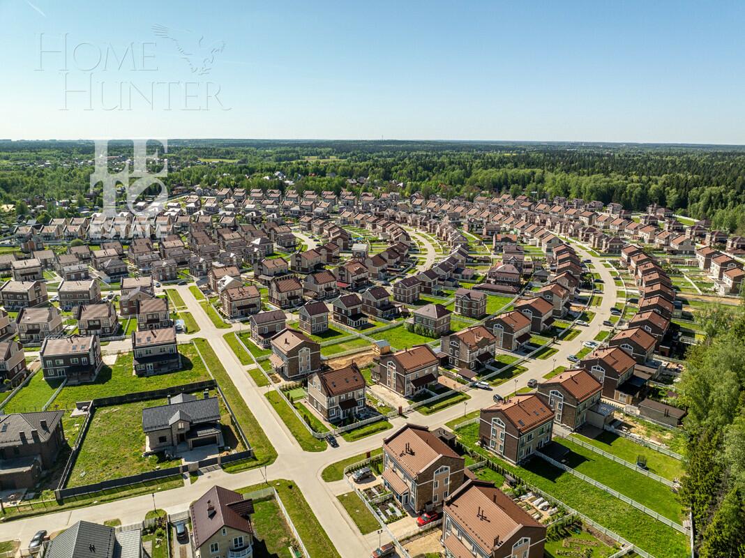 3-этажный коттедж 210 м² с отделкой