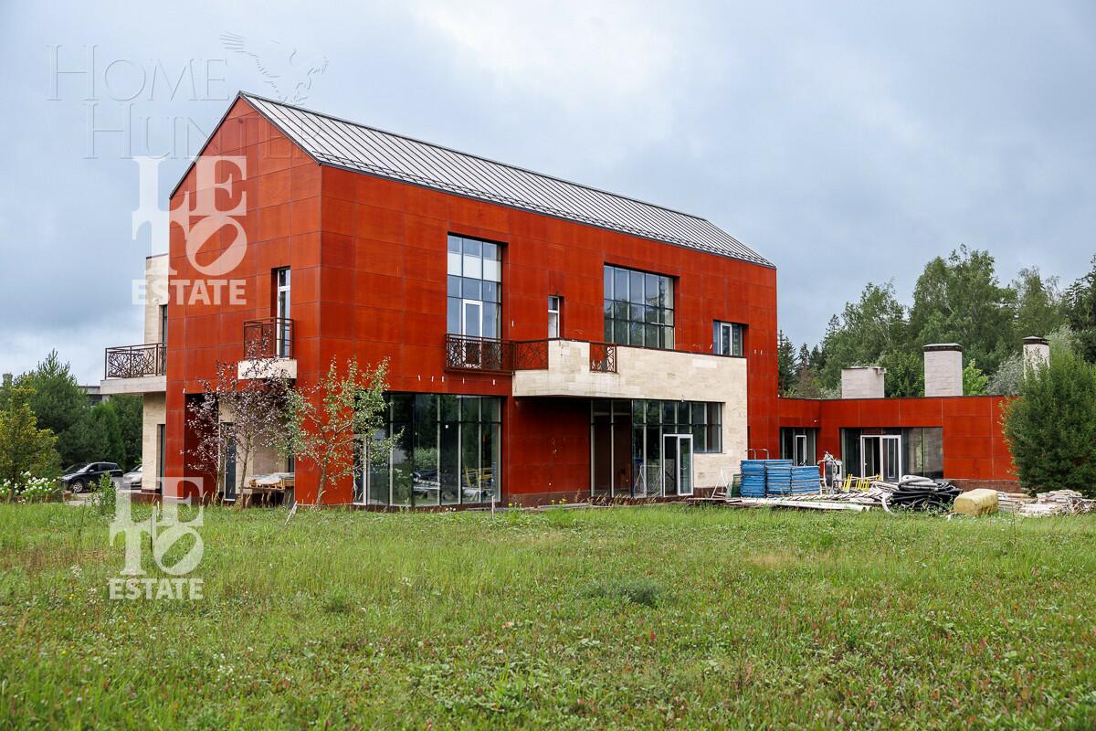 3-этажный коттедж 1 445 м² без отделки