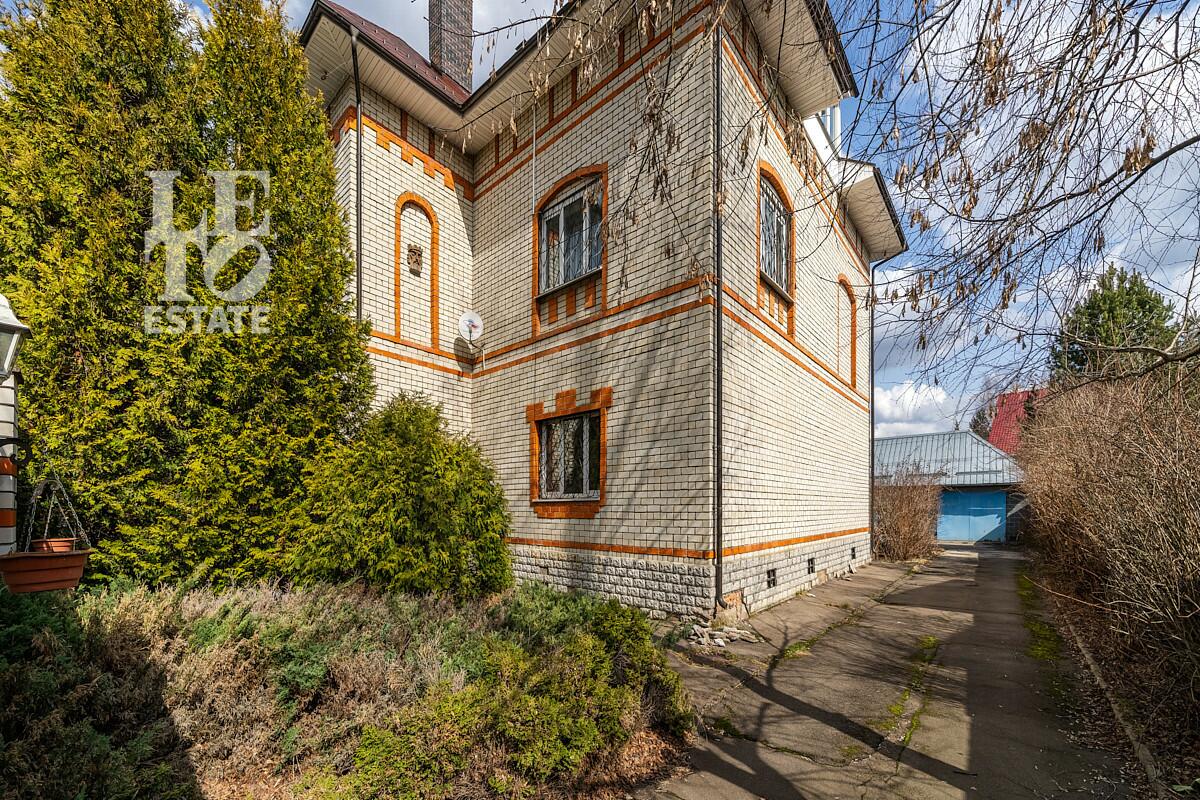 2-этажный коттедж 387.2 м² с отделкой