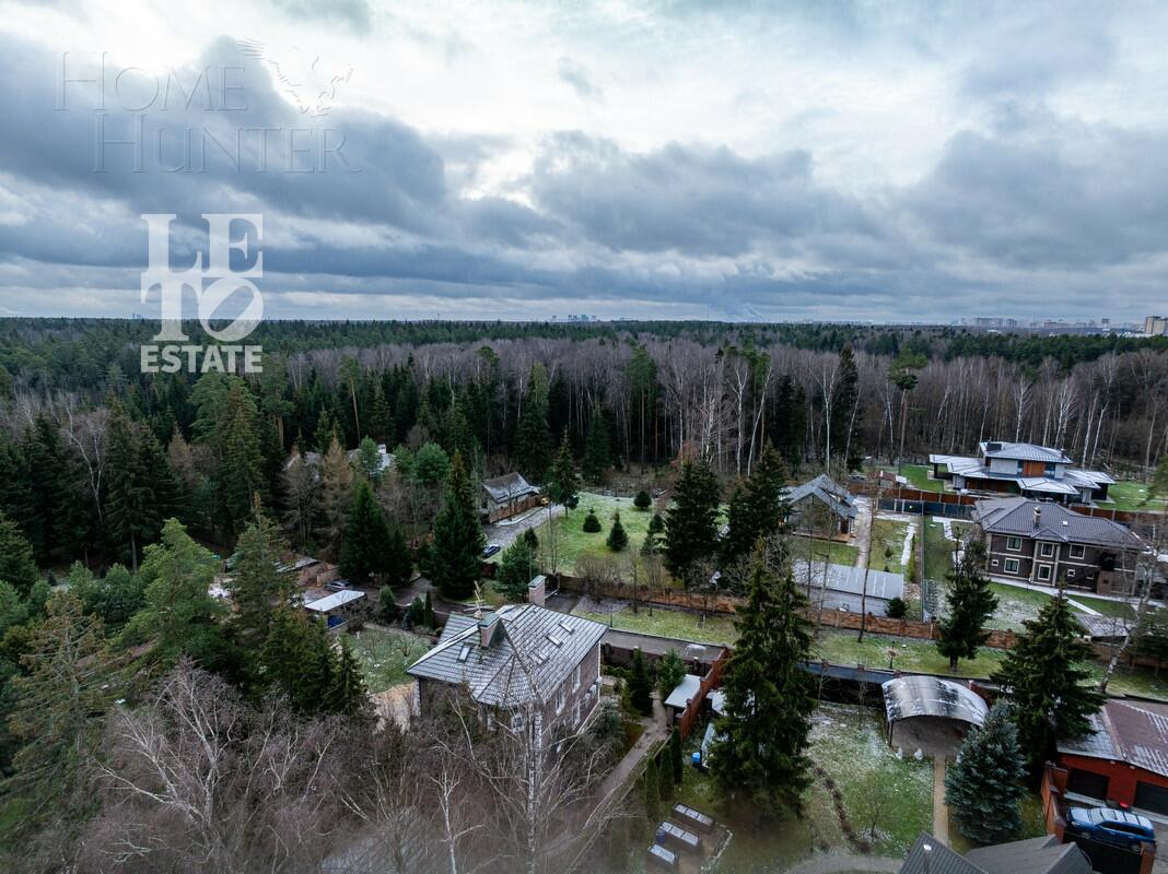 3-этажный коттедж 520 м² с отделкой