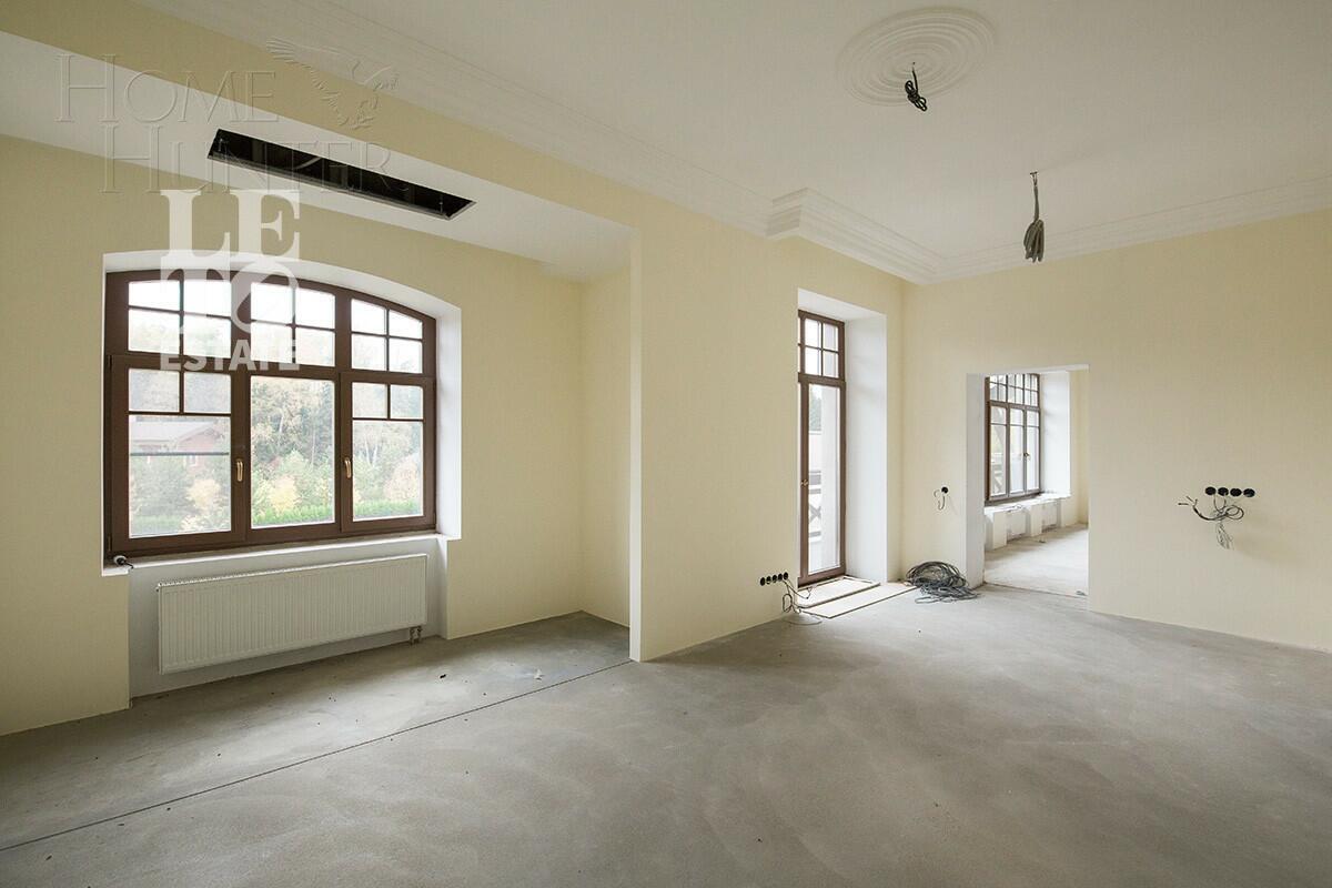 2-этажный коттедж 1 272.6 м² без отделки