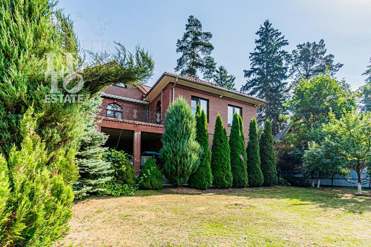 2-этажный коттедж 699.6 м² с отделкой