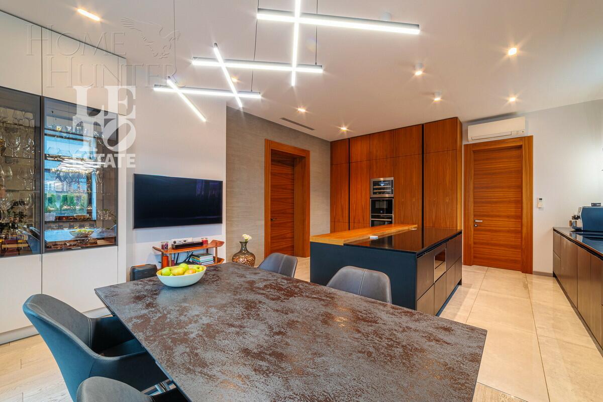 2-этажный коттедж 520 м² с отделкой