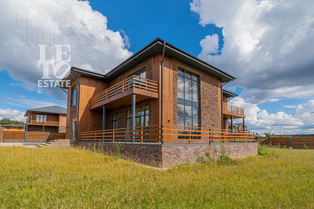 2-этажный коттедж 551.3 м² без отделки