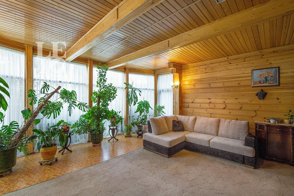 3-этажный коттедж 310 м² с отделкой