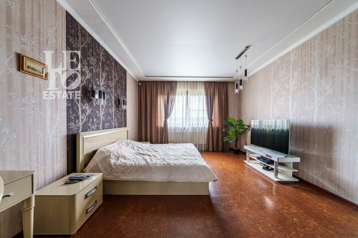 2-этажный коттедж 529.6 м² с отделкой