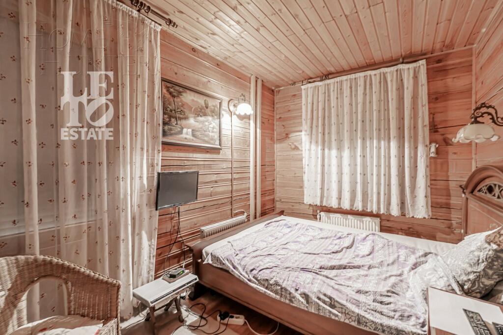 3-этажный коттедж 150 м² с отделкой