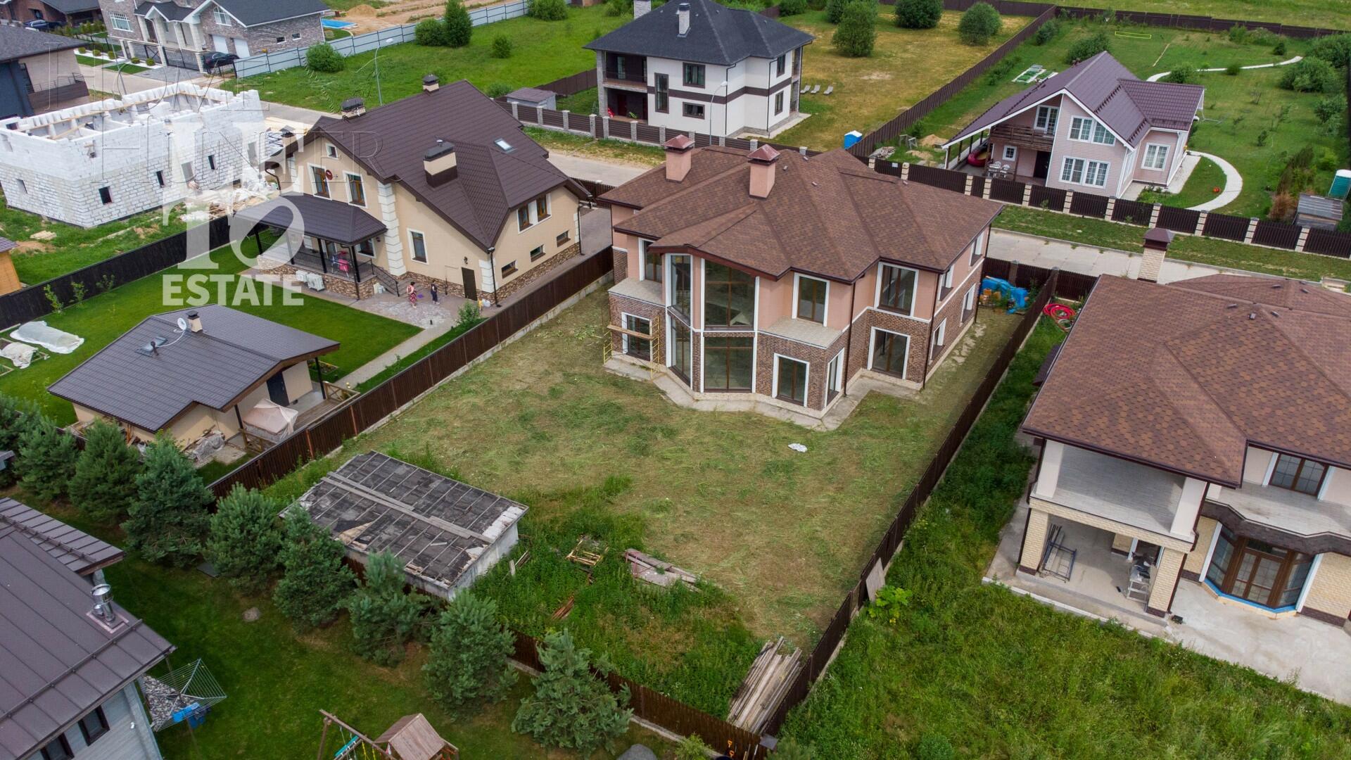 2-этажный коттедж 408 м² без отделки