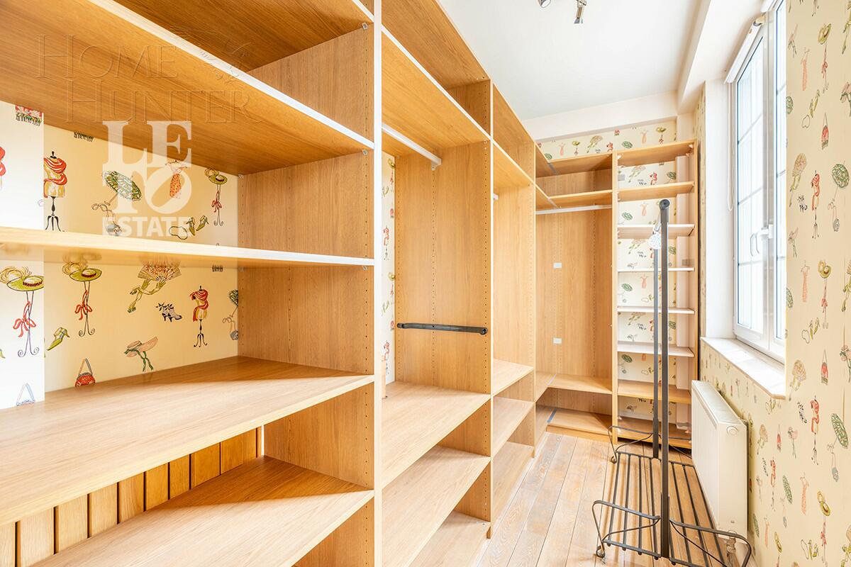 2-этажный коттедж 550 м² с отделкой