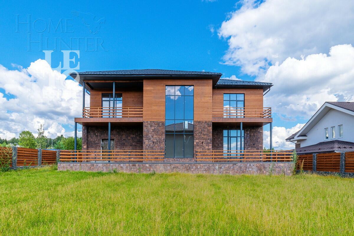 2-этажный коттедж 556.2 м² без отделки