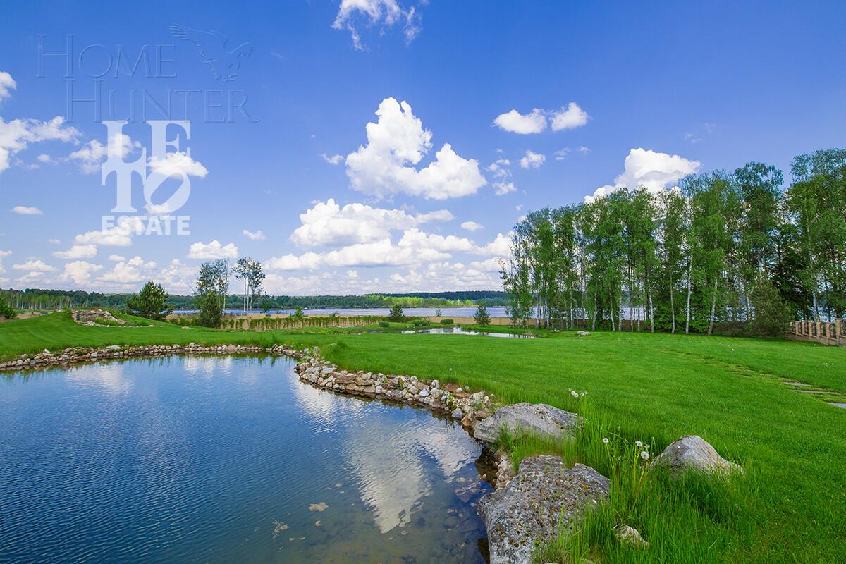 3-этажный коттедж 1 500 м² с отделкой