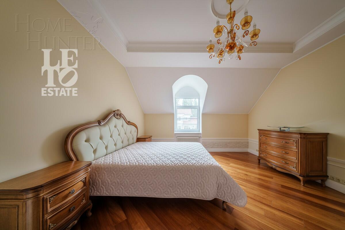 2-этажный коттедж 700 м² с отделкой