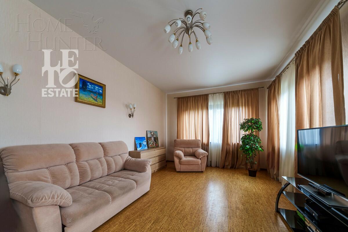 2-этажный коттедж 529.6 м² с отделкой