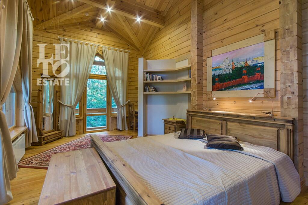 2-этажный коттедж 500 м² с отделкой