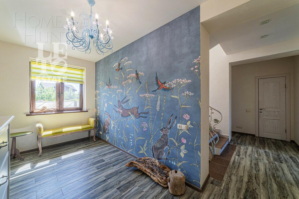 2-этажный коттедж 702.5 м² с отделкой