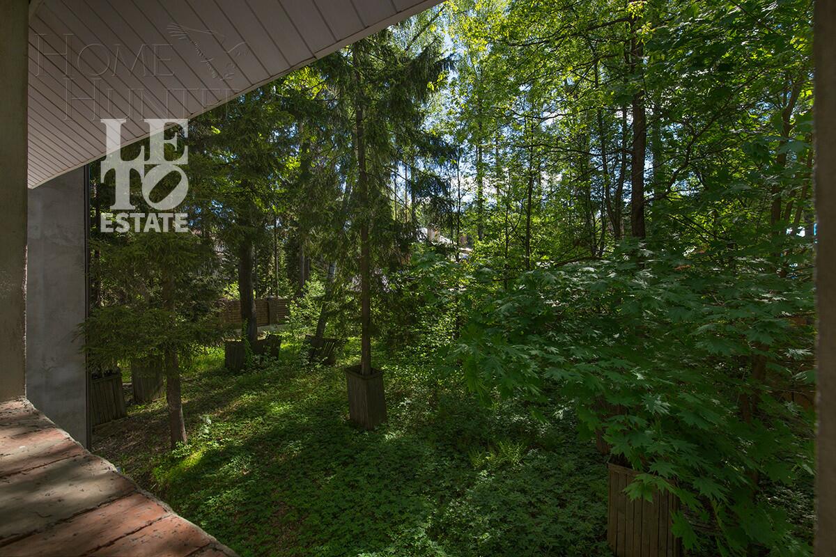 2-этажный коттедж 650 м² без отделки