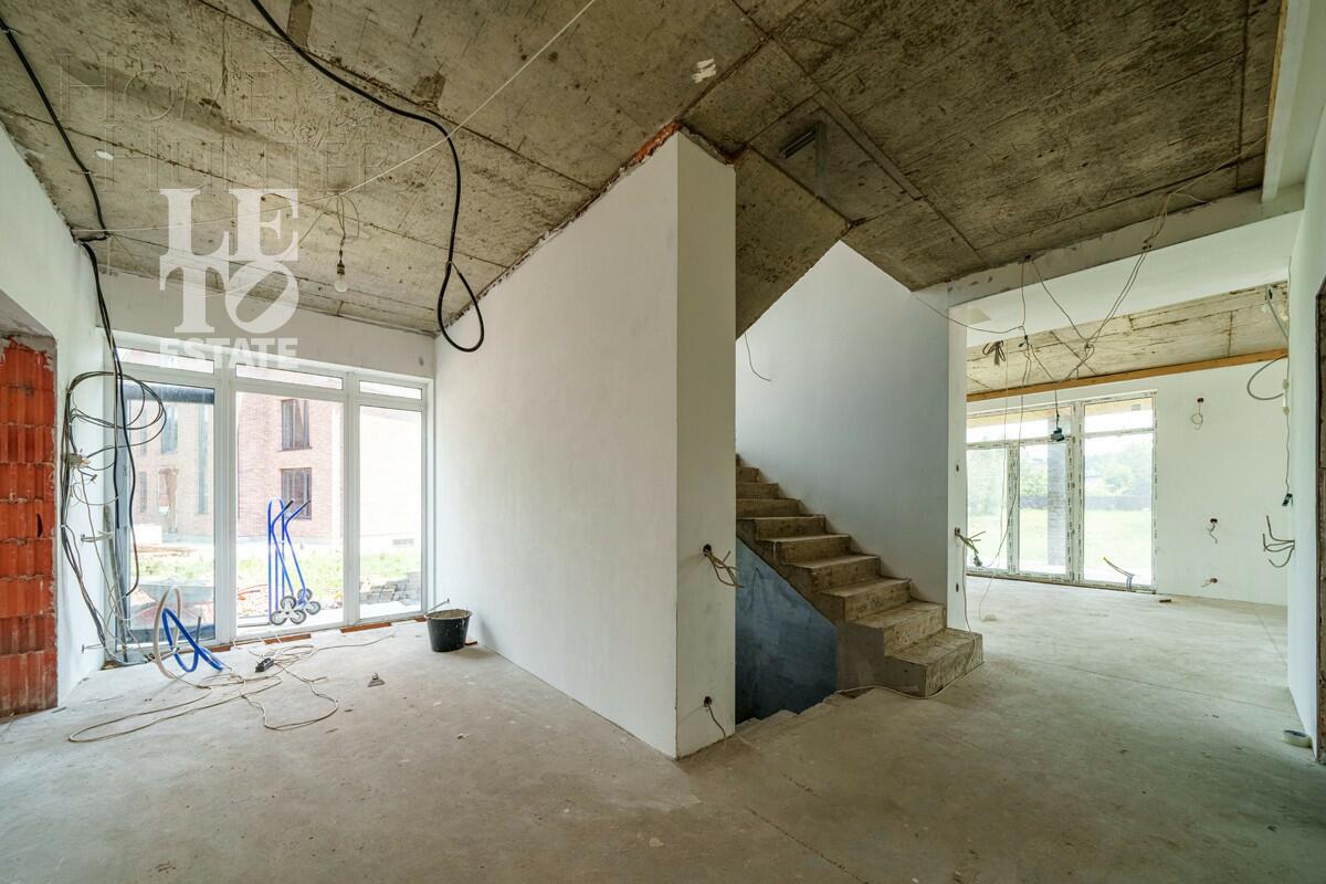 2-этажный коттедж 406.4 м² без отделки