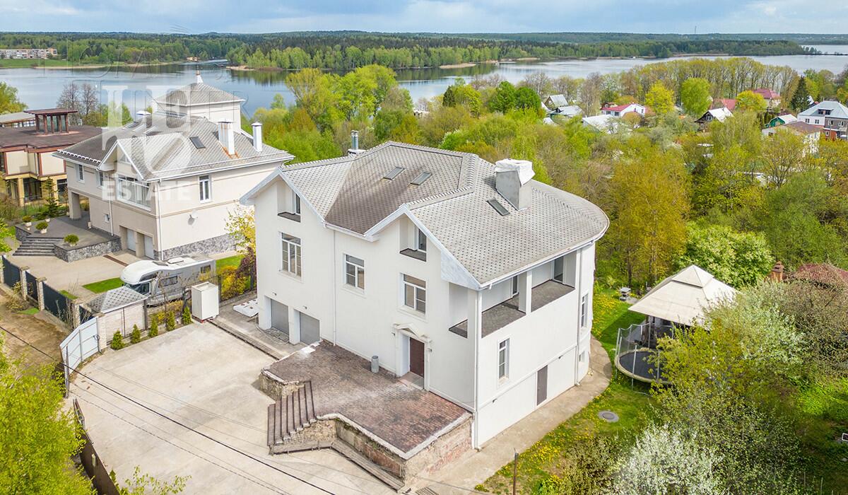 2-этажный коттедж 680 м² без отделки