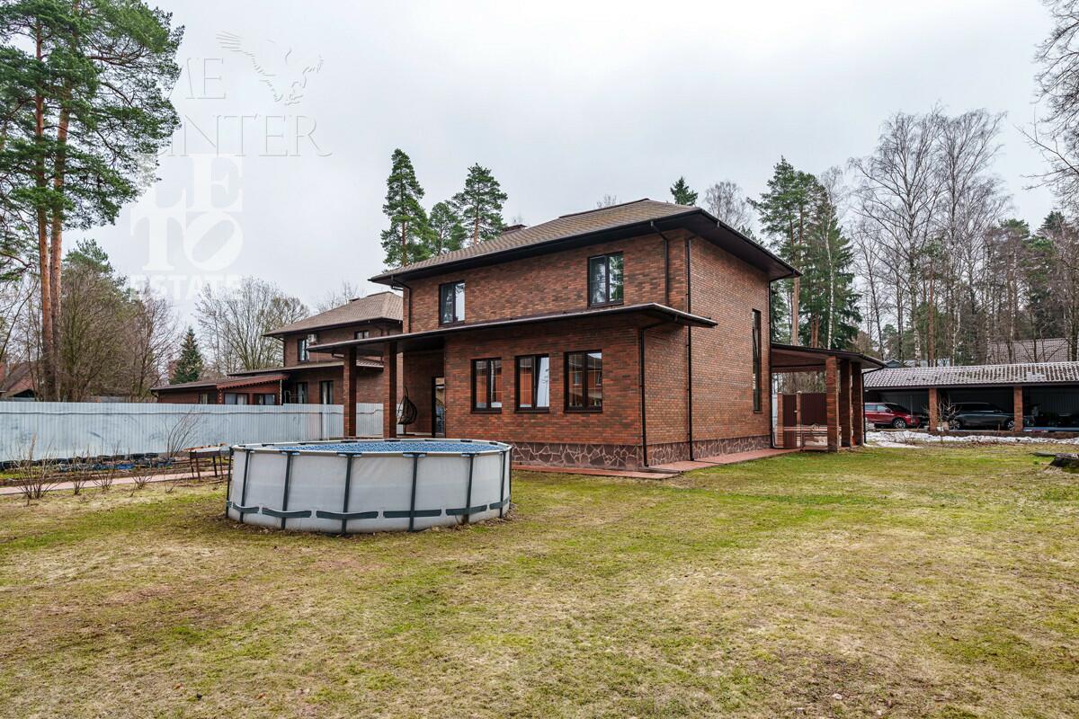 2-этажный коттедж 290 м² с отделкой