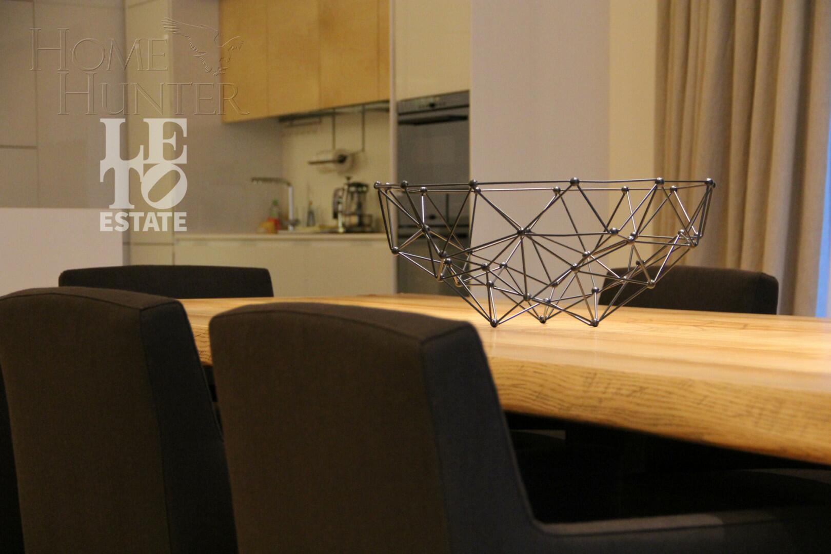 2-КОМН. КВАРТИРА С ОТДЕЛКОЙ 173.6 М² НА 2 ЭТАЖЕ