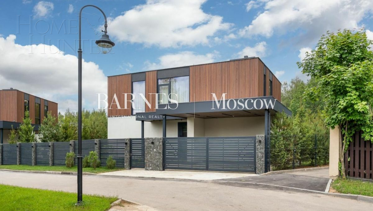 2-этажный коттедж 390.5 м² с отделкой