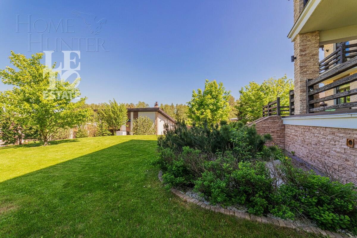 2-этажный коттедж 702.5 м² с отделкой