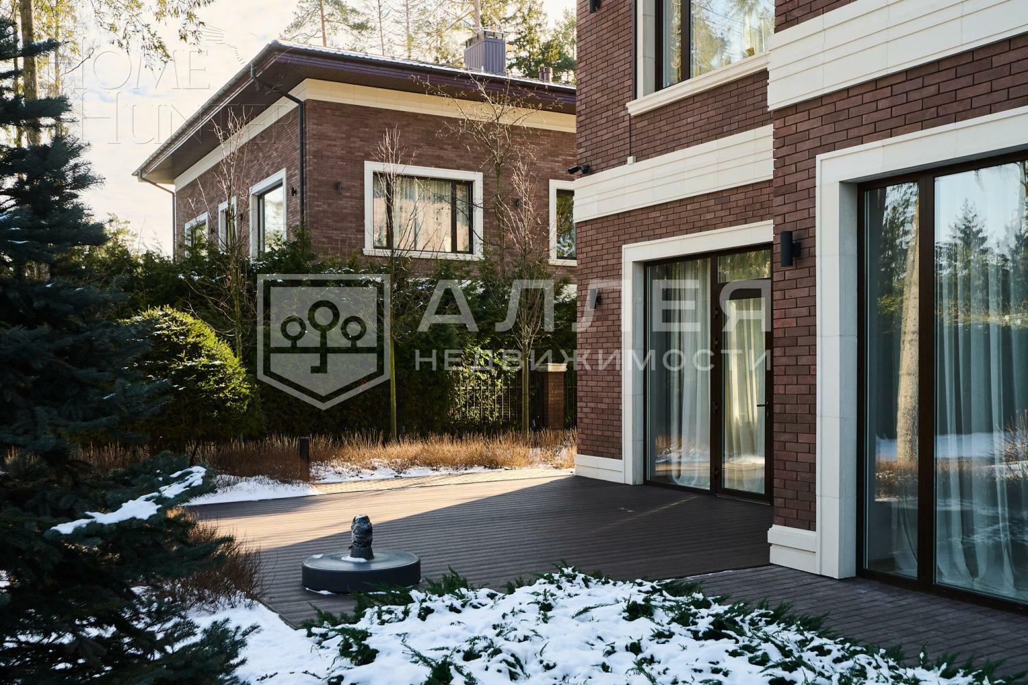 3-этажный коттедж 800 м² с отделкой