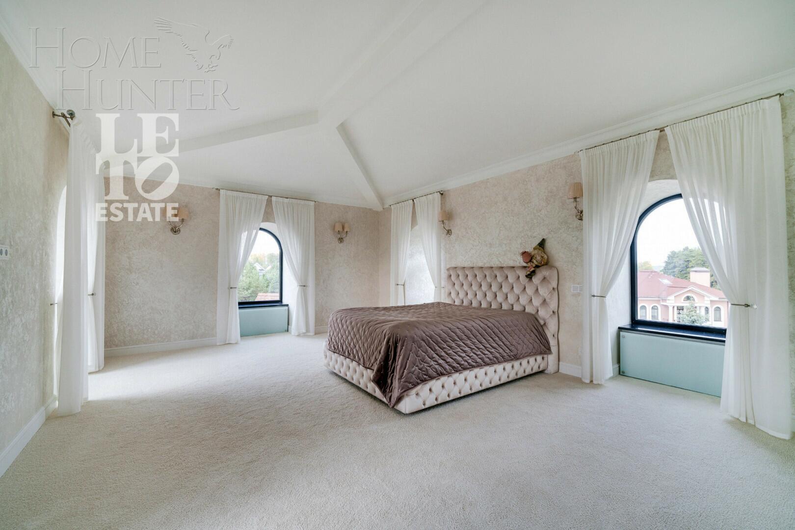 2-этажный коттедж 1 200 м² с отделкой